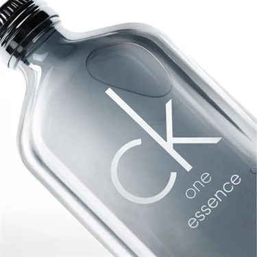 Calvin Klein CK One Essence Parfum Intense - Image 4