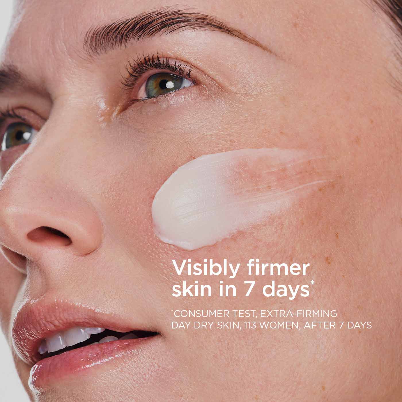 Clarins Extra-Firming Day Cream Dry Skin - Image 5